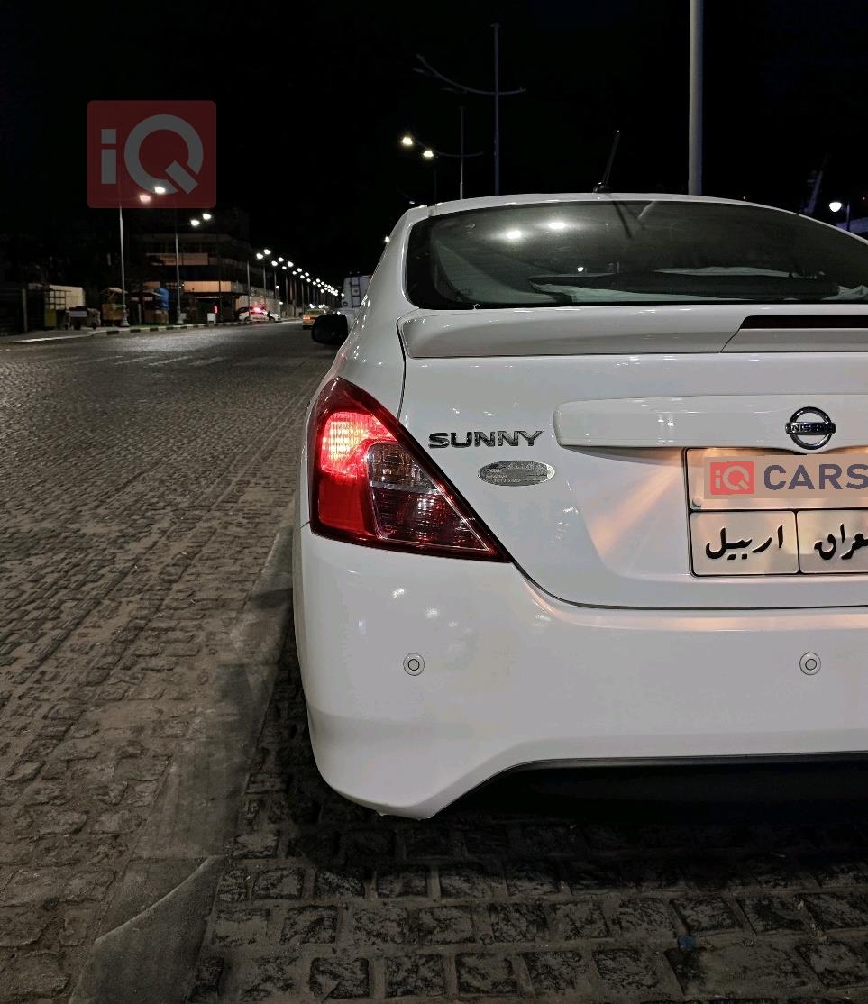 نیسان سەنی
